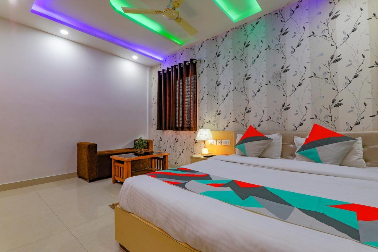 Fabexpress Moti Mahal Hotel Varanasi Eksteriør billede