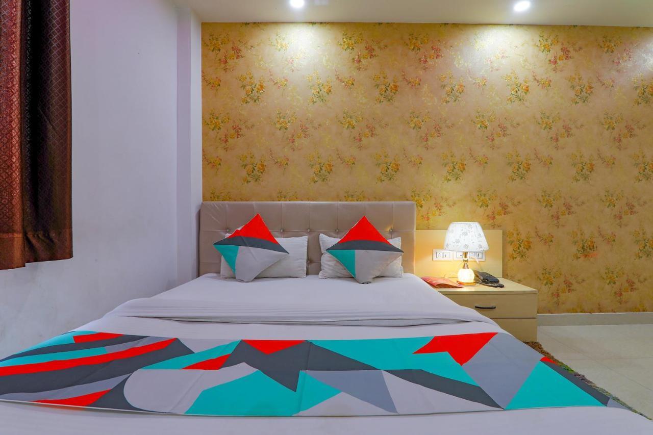 Fabexpress Moti Mahal Hotel Varanasi Eksteriør billede