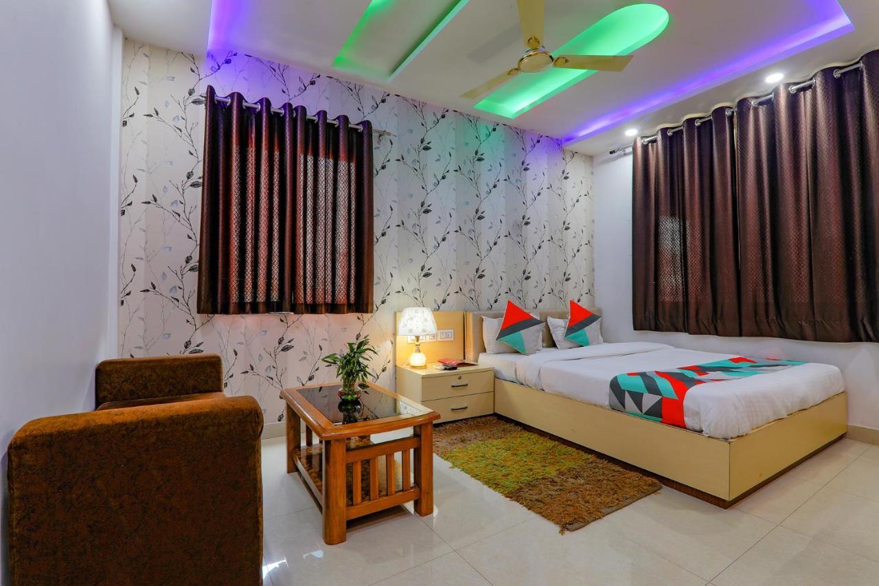 Fabexpress Moti Mahal Hotel Varanasi Eksteriør billede
