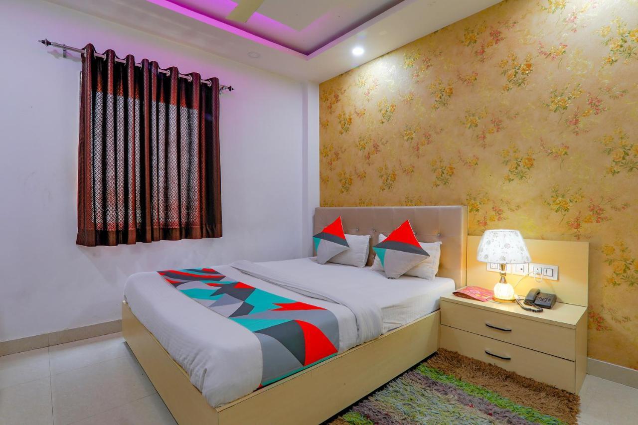 Fabexpress Moti Mahal Hotel Varanasi Eksteriør billede
